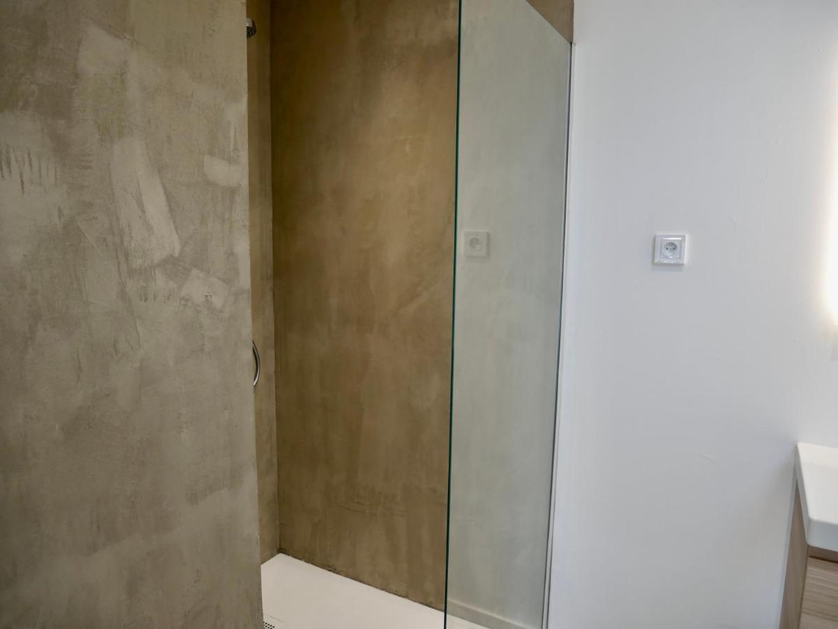 Hotel Port Miou - Coliving - Mas Des Sous Bois à Ventabren Extérieur photo